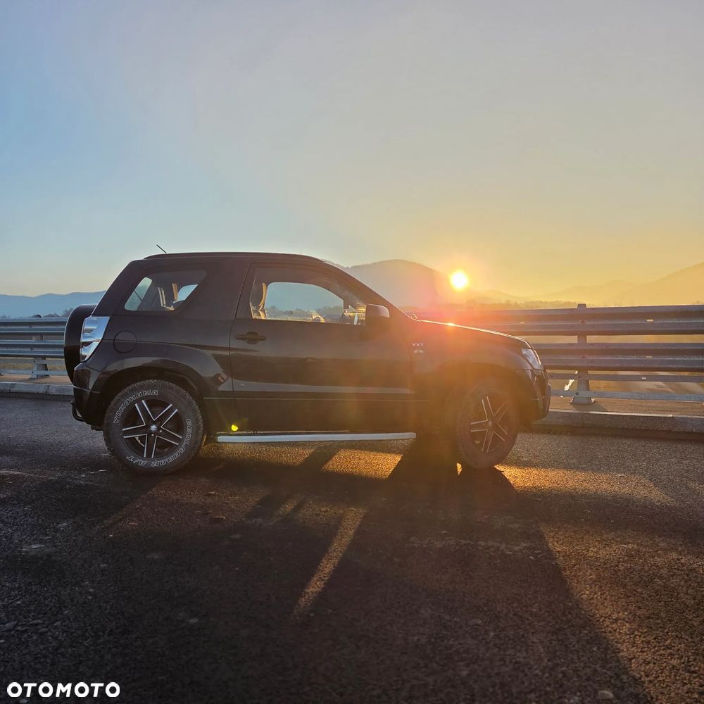 Suzuki Grand Vitara 1.6 De luxe - 10