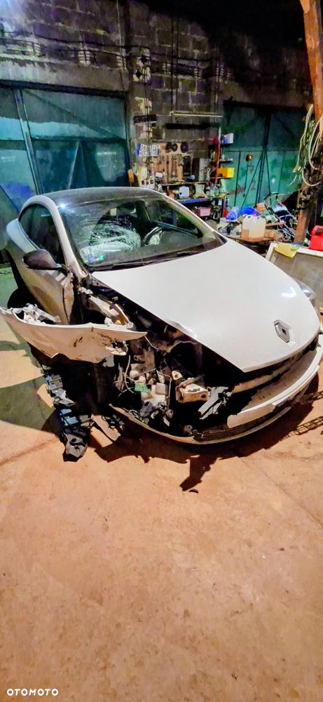 Renault Laguna 2.0 dCi Monaco GP - 3