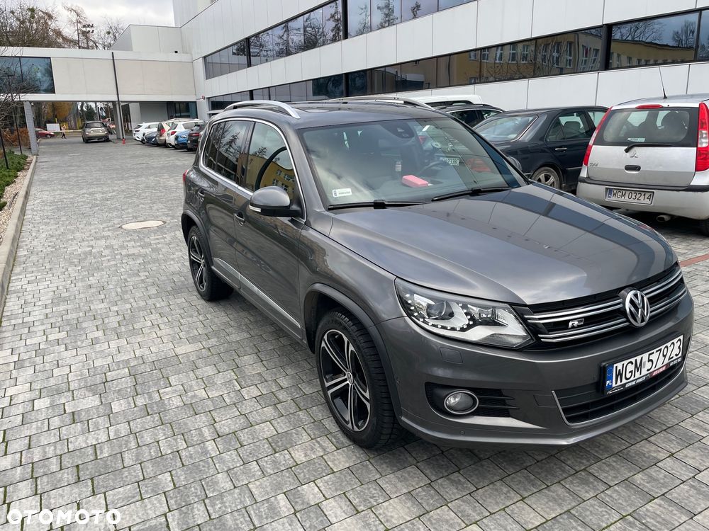 Volkswagen Tiguan 2.0 TDI 4Mot Perfectline R-Style DSG - 10