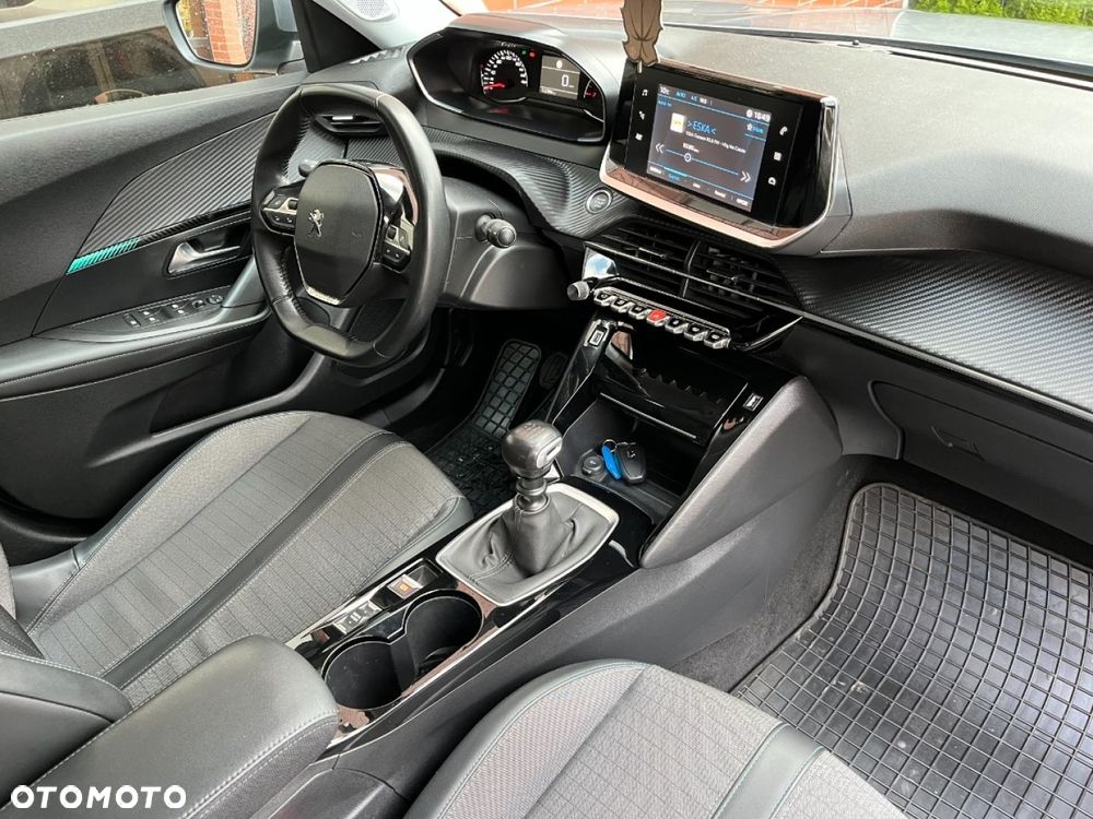 Peugeot 2008 PureTech 100 Allure S&S BVM6 - 7