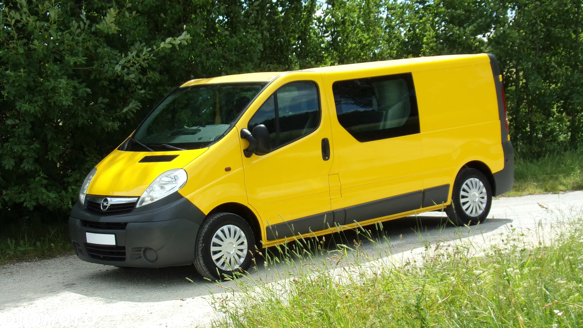 Opel VIVARO 2.0 L2H1 * LONG * KLIMA * BRYGADÓWKA * WZOROWY STAN ! - 9