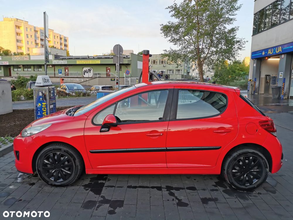 Peugeot 207 - 2