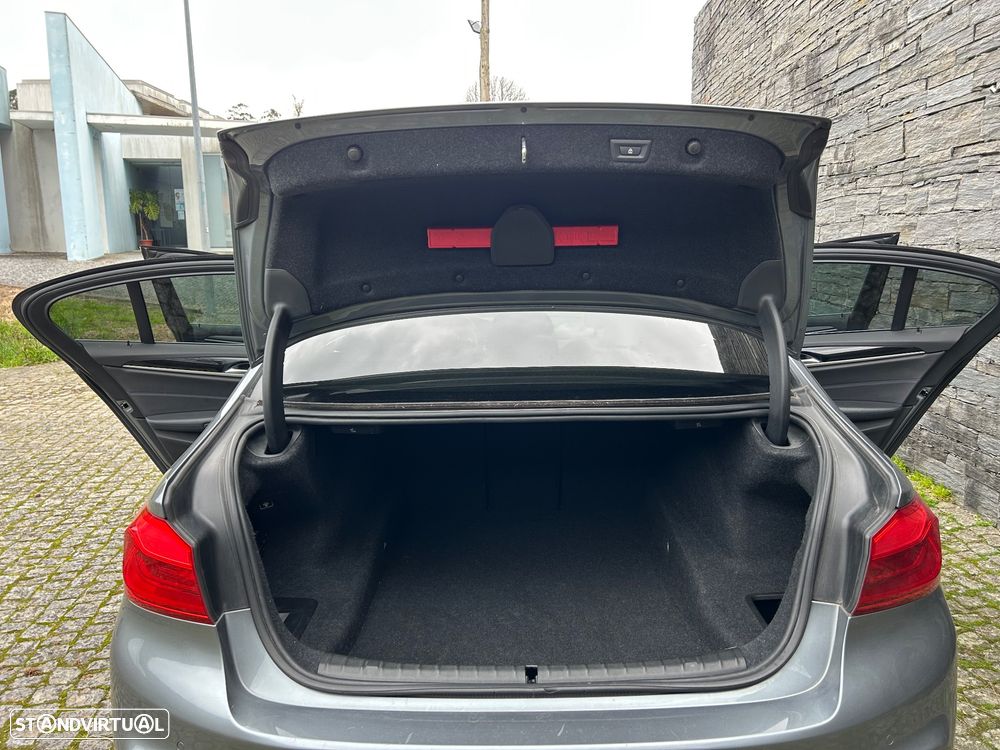 BMW 520 d Pack M Auto - 27