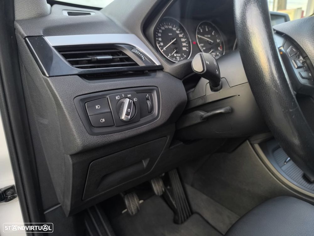 BMW X1 16 d sDrive - 36