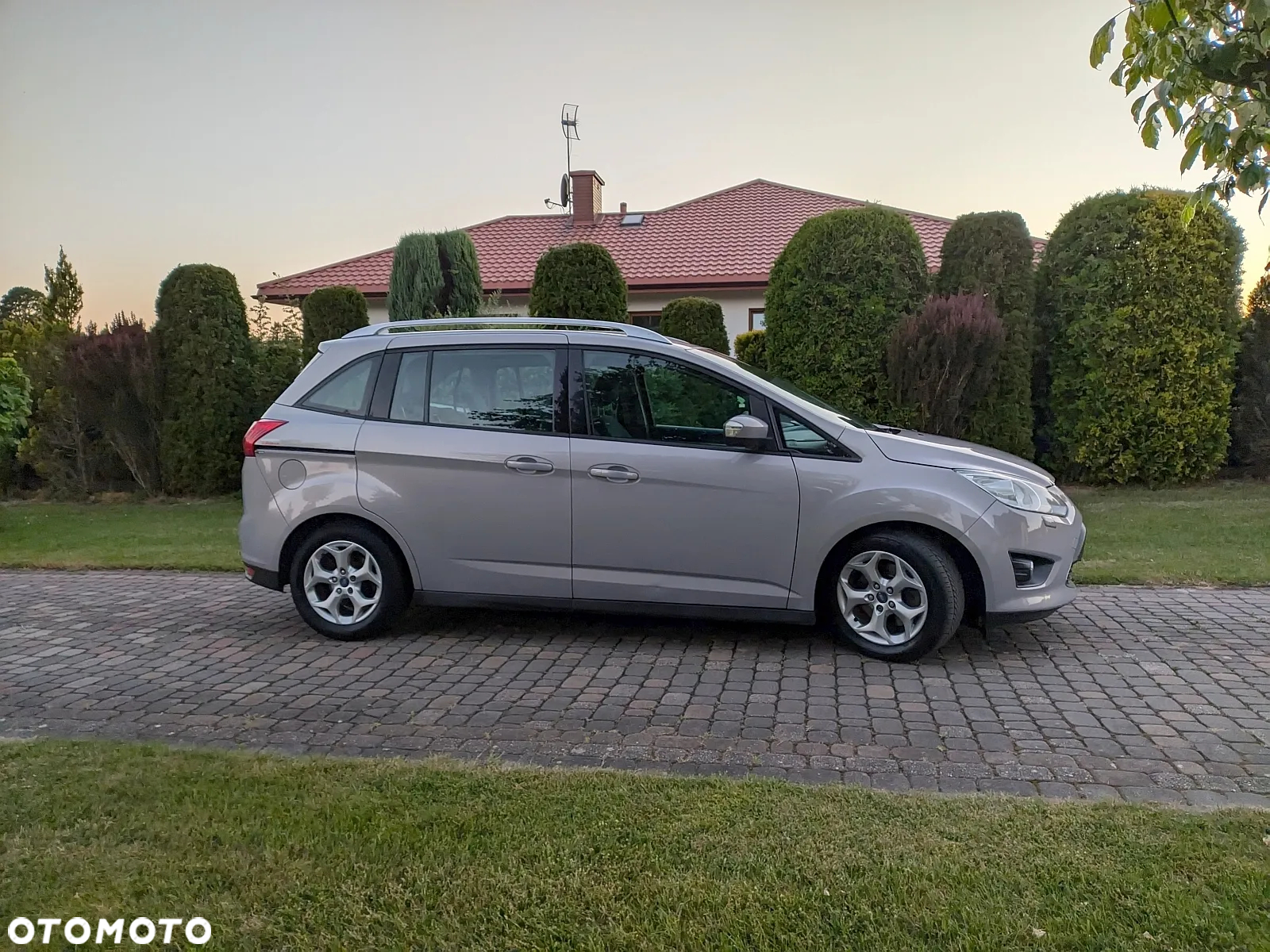 Ford C-MAX 1.6 TDCi Edition - 4