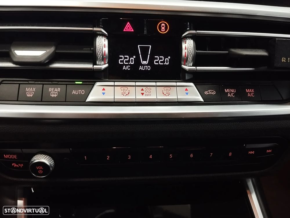 BMW 320 e Auto - 32