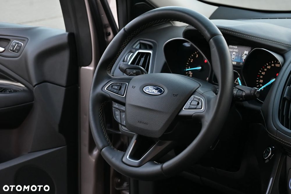 Ford Kuga 1.5 EcoBoost 4x4 Vignale - 29