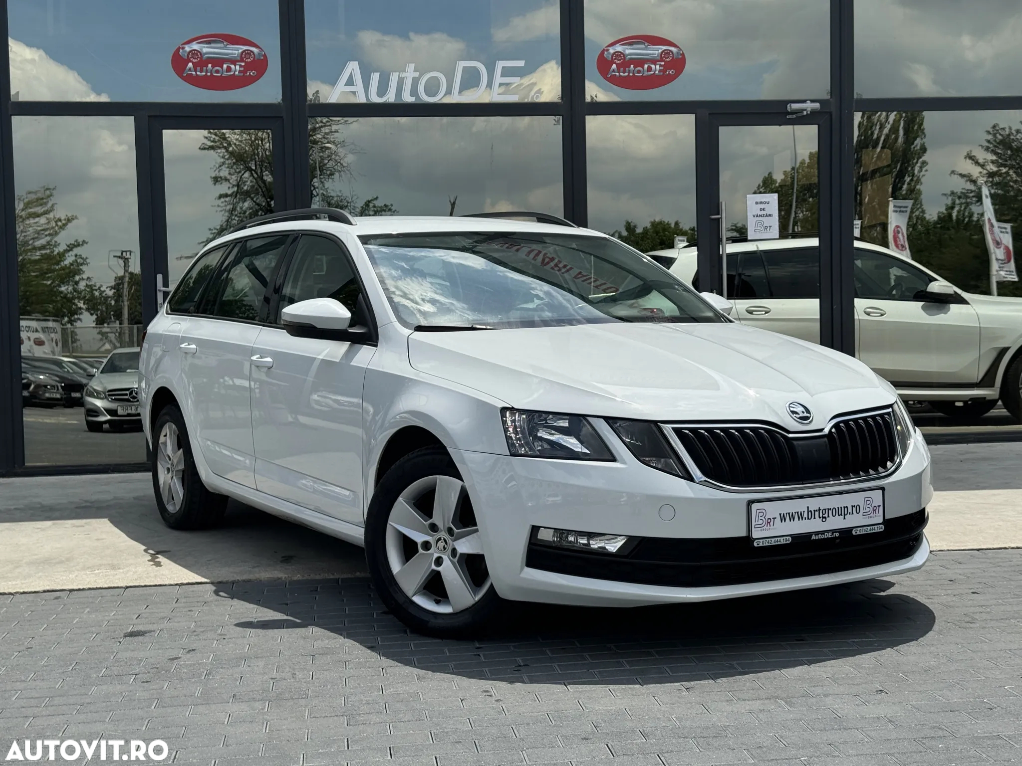 Skoda Octavia - 2