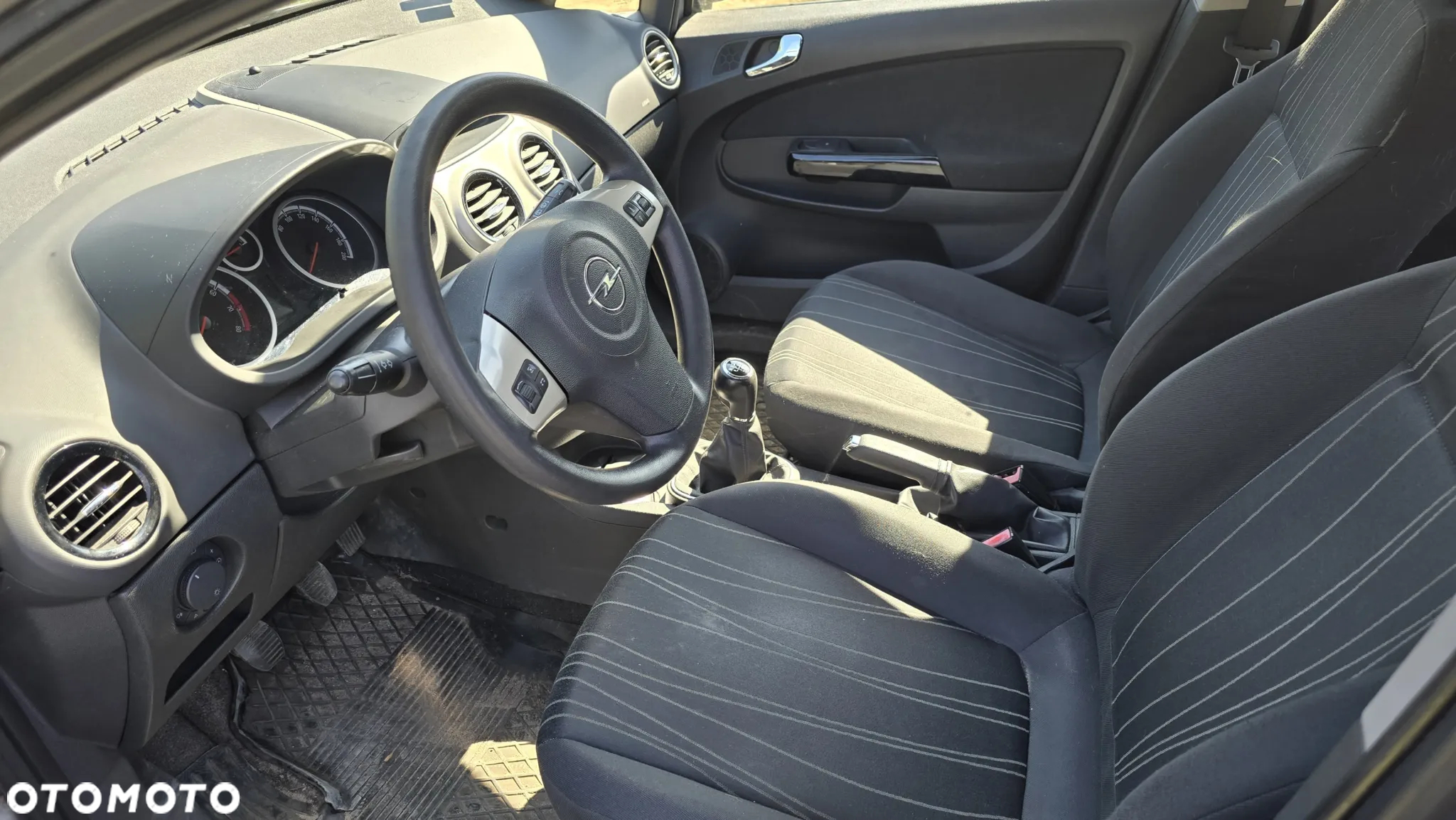 Opel Corsa - 7