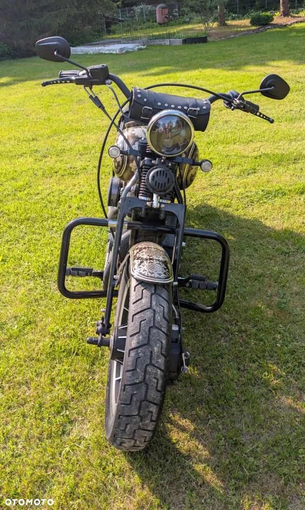 Harley-Davidson Sportster Custom 1200C - 5
