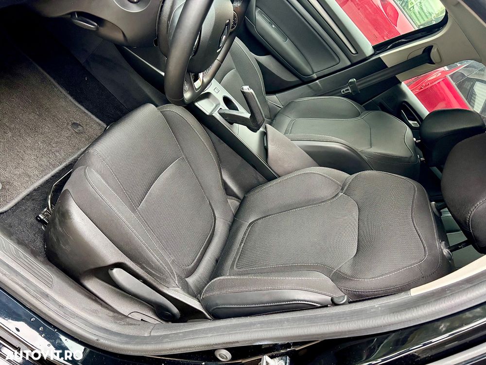 Renault Megane BLUE dCi 115 EDC Techno - 16
