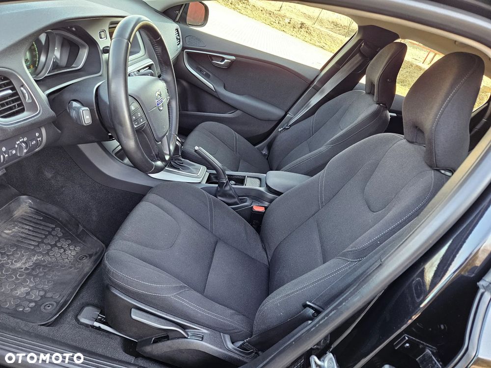 Volvo V40 T4 Kinetic - 14