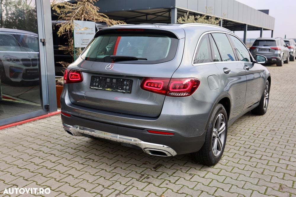 Mercedes-Benz GLC 220 d 4Matic 9G-TRONIC Exclusive - 4