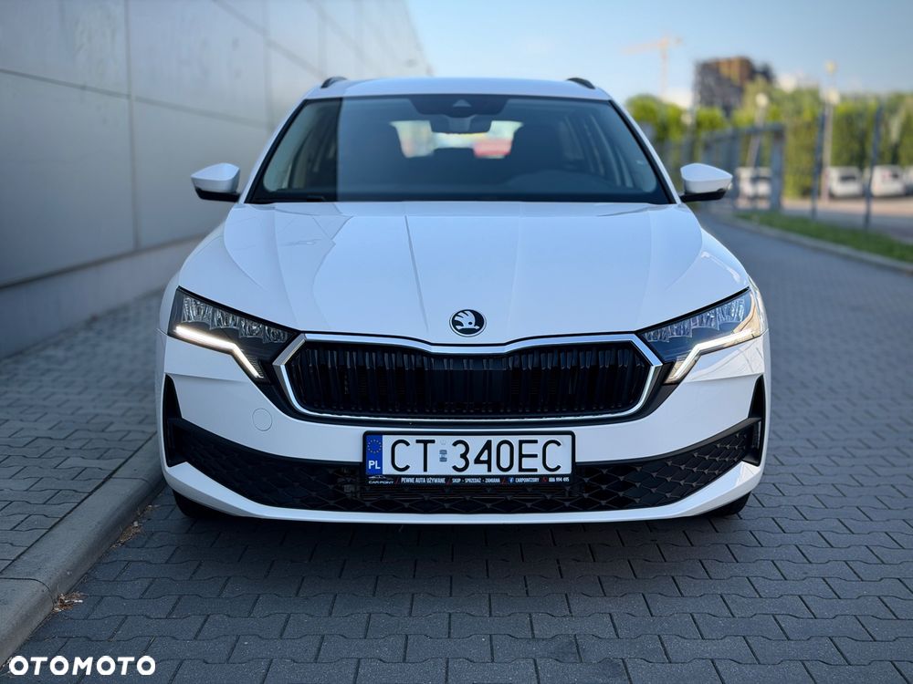 Skoda Octavia 1.5 TSI Essence - 11