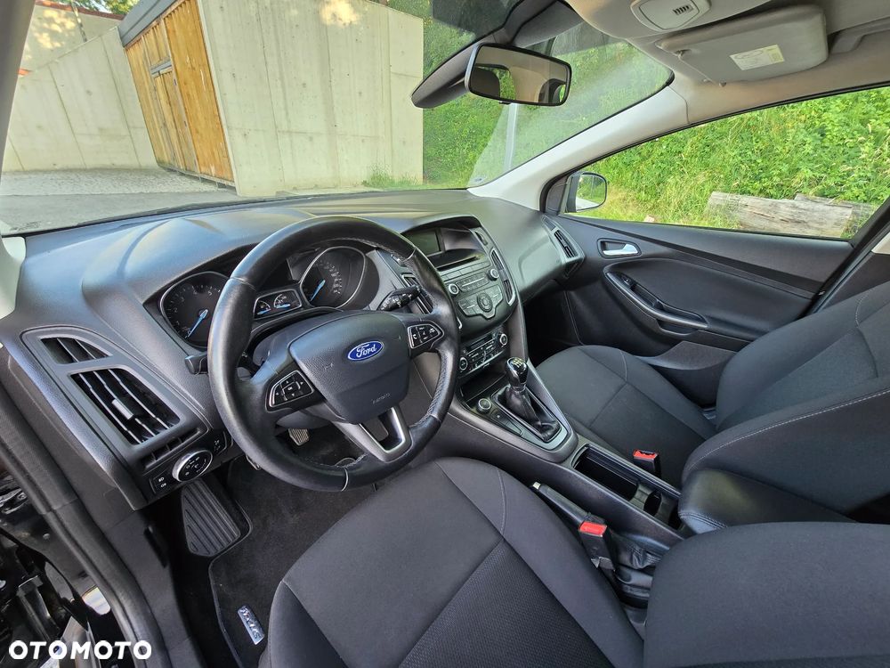 Ford Focus 1.0 EcoBoost Titanium - 9