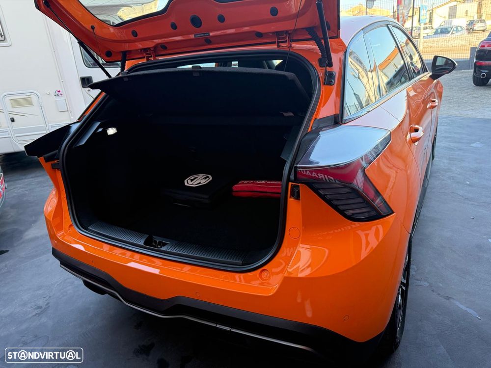 MG MG4 51 kWh Standard - 11