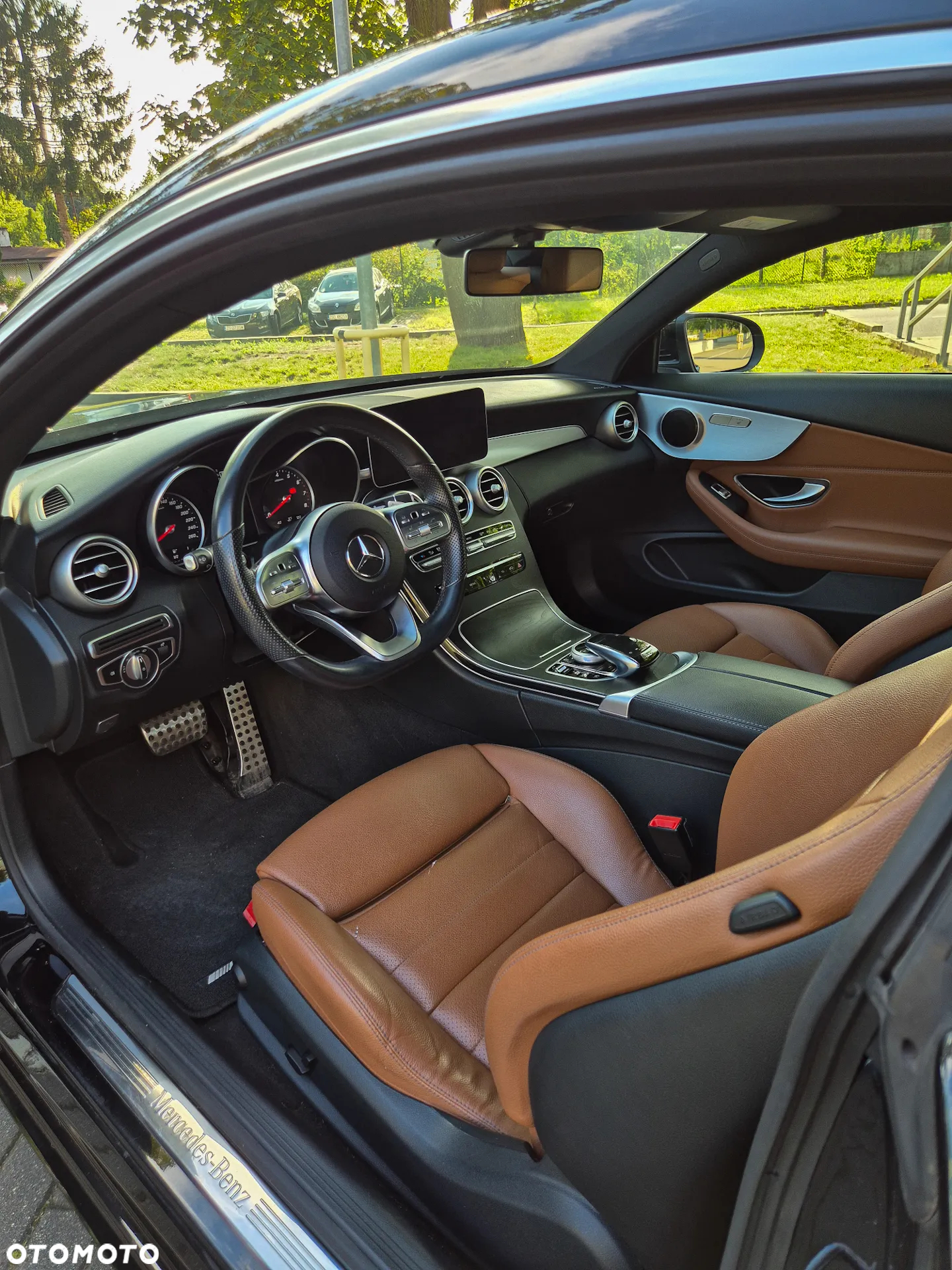 Mercedes-Benz Klasa C 180 Coupe 9G-TRONIC AMG Line - 10