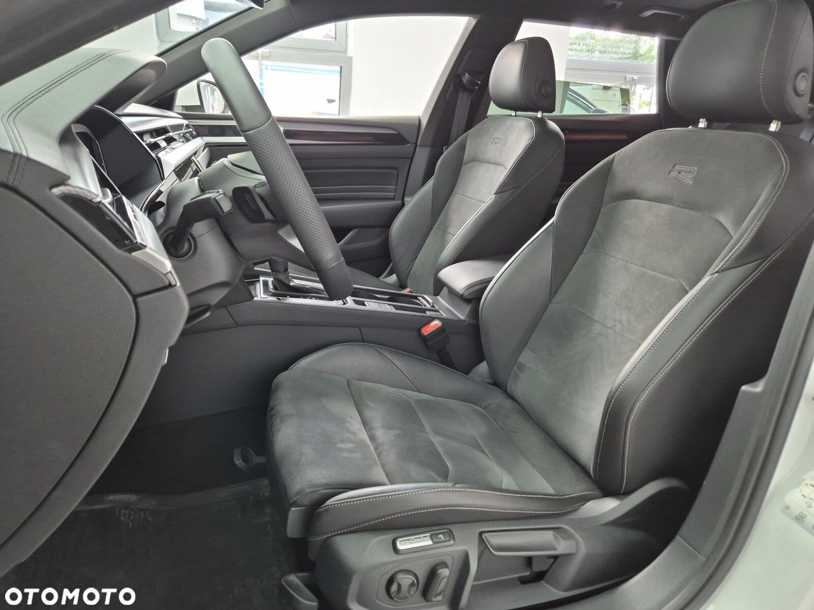 Volkswagen Arteon 2.0 TSI GPF R-Line DSG - 11