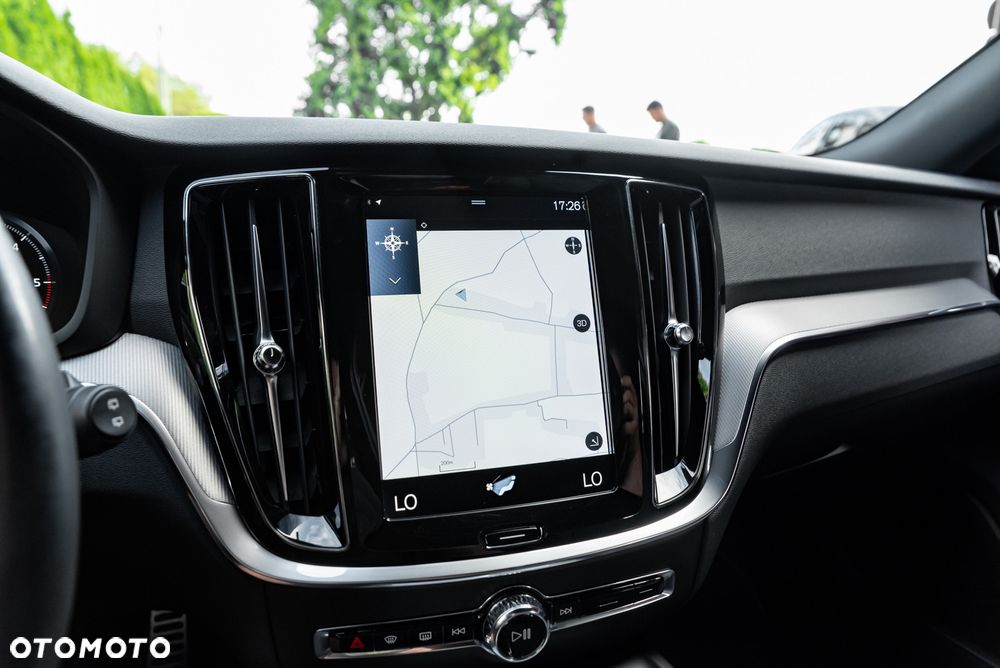 Volvo V60 B4 D Geartronic RDesign - 31