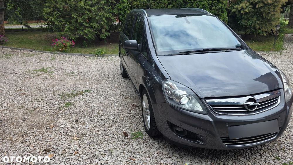 Opel Zafira 1.8 Edition 111 Jahre - 10