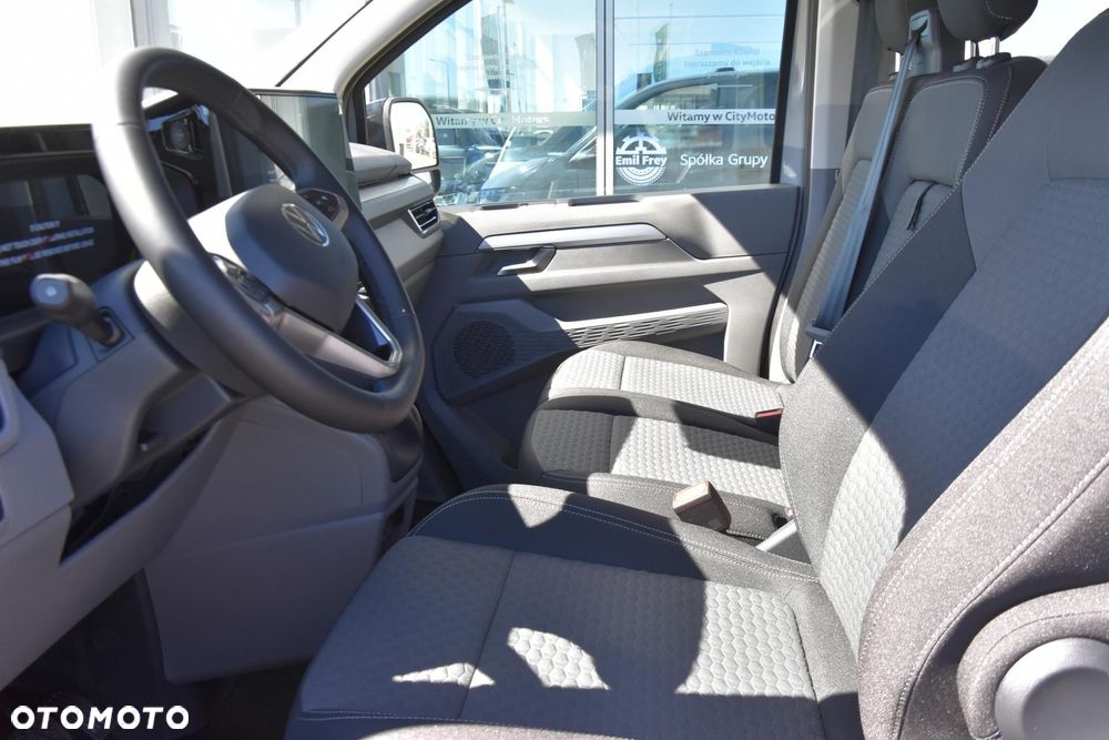 Volkswagen Caravelle - 17
