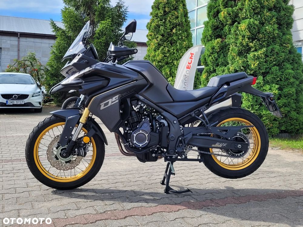 VOGE 525DSX - 9