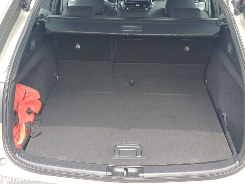 Toyota Corolla 1.8 HSD Dynamic - 7