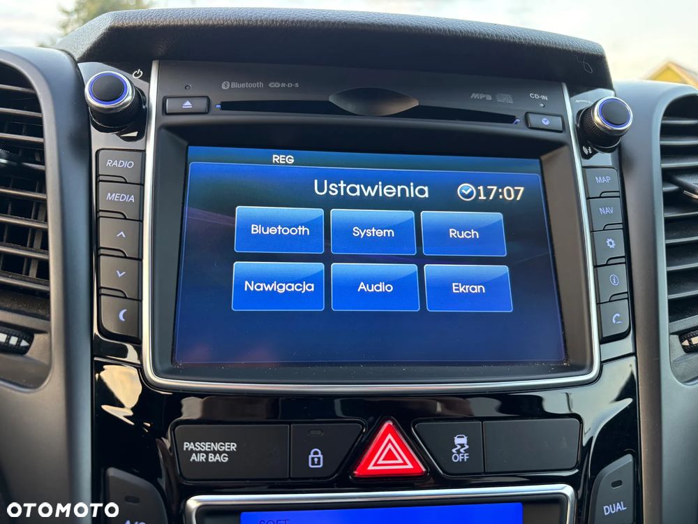 Hyundai i30 blue 1.6 CRDi Passion - 26