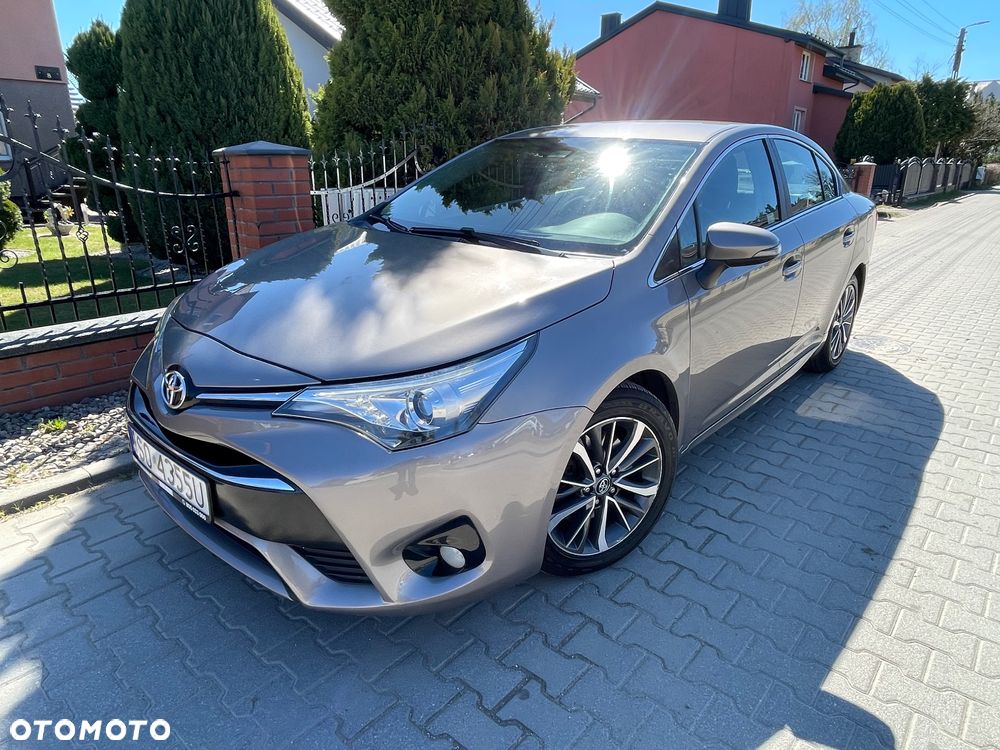 Toyota Avensis 2.0 D-4D Selection - 2