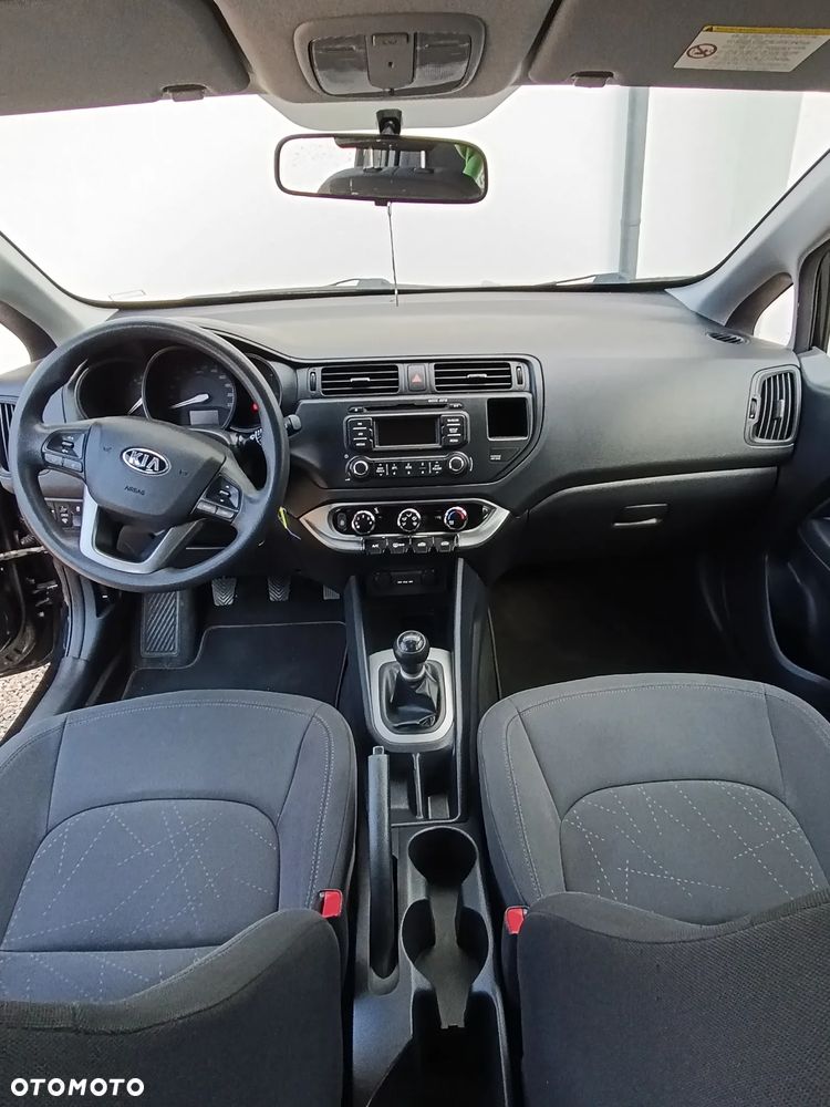 Kia Rio - 6