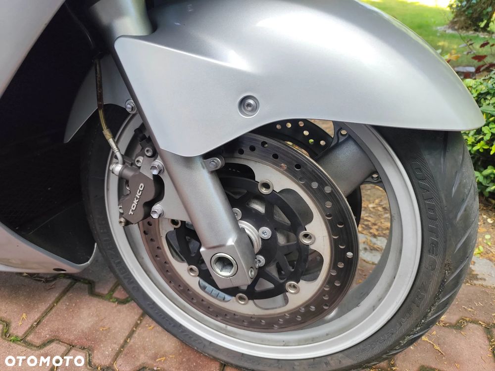 Kawasaki ZZR - 4