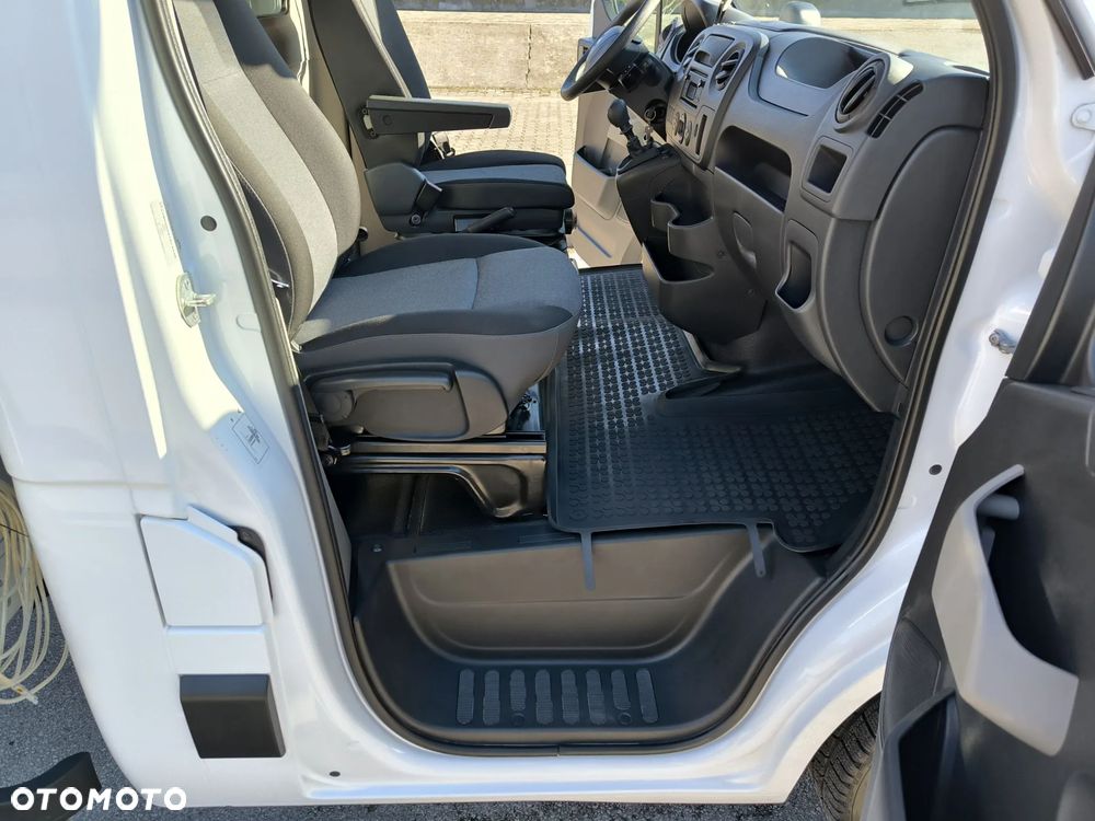 Renault Master - 27