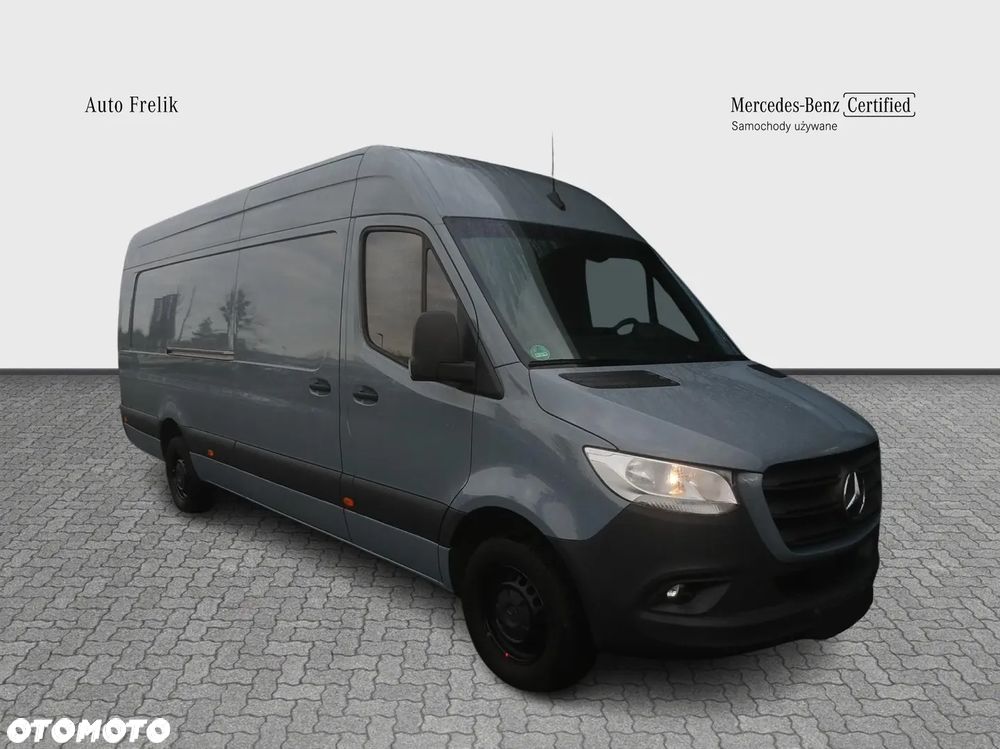 Mercedes-Benz Sprinter 317 - 8