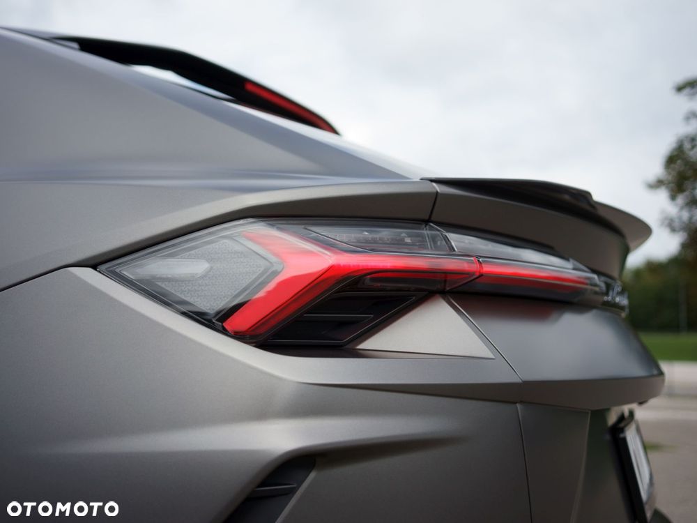 Lamborghini Urus - 31