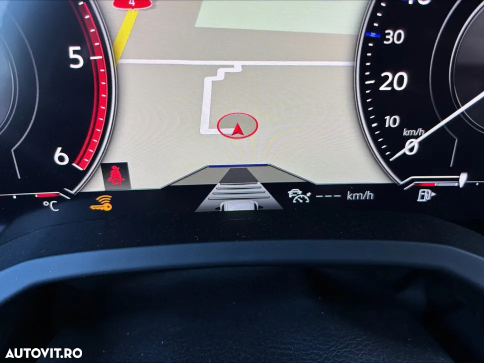 Volkswagen Touareg V6 TDI 4MOTION R-Line - 34