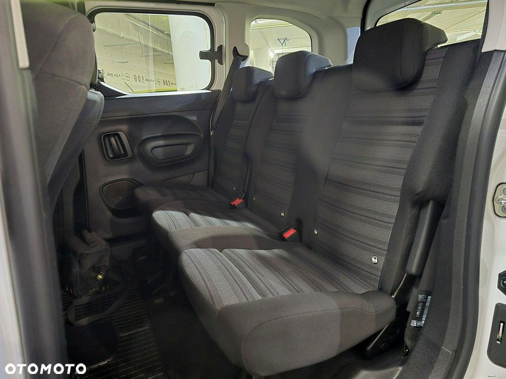 Opel Combo - 17