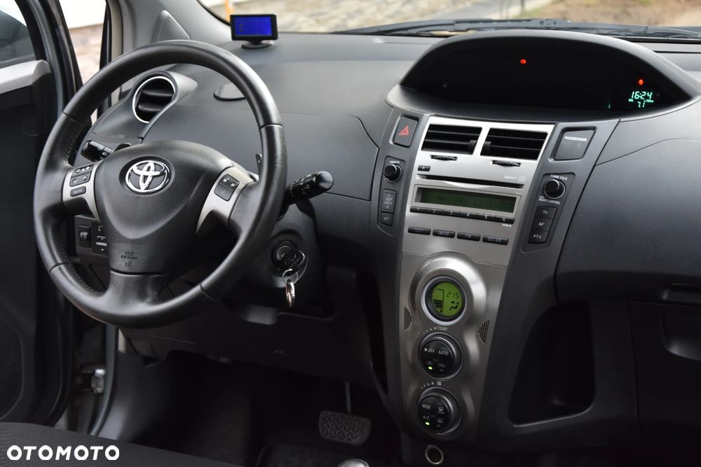 Toyota Yaris 1.33 VVT-i Multidrive S Executive - 20