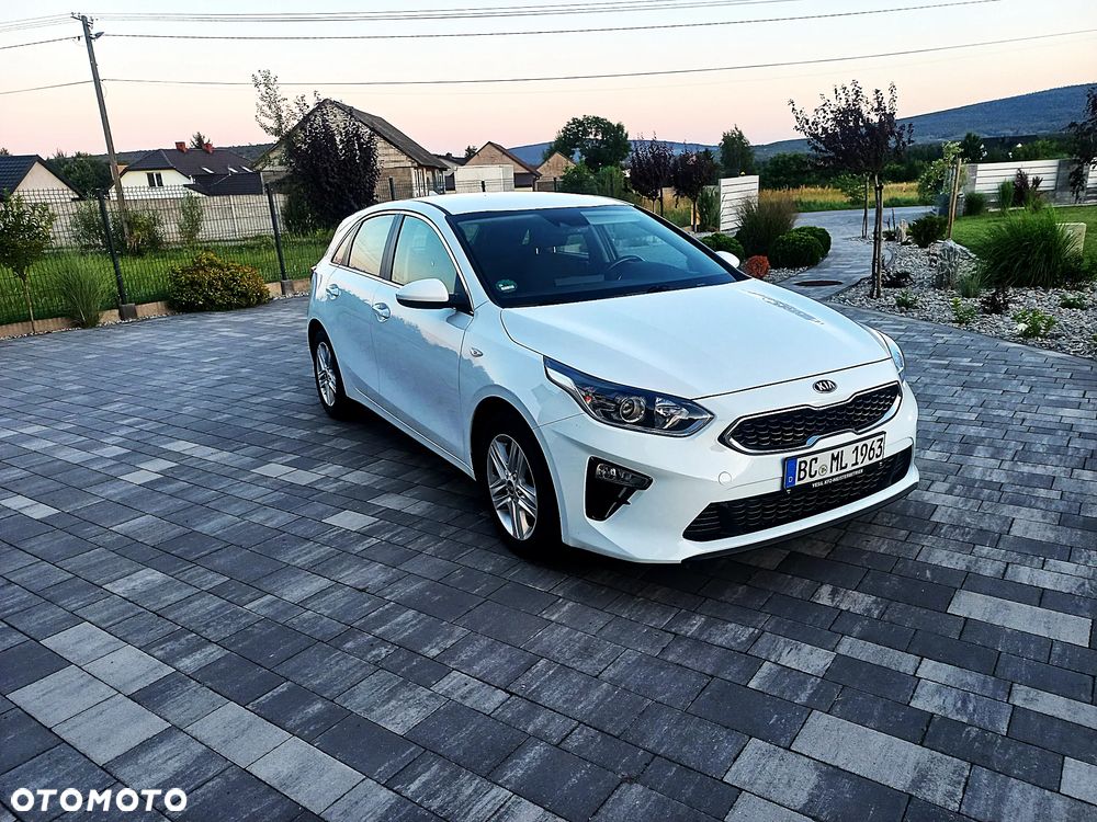 Kia Ceed 1.6 CRDi DCT Spirit - 3