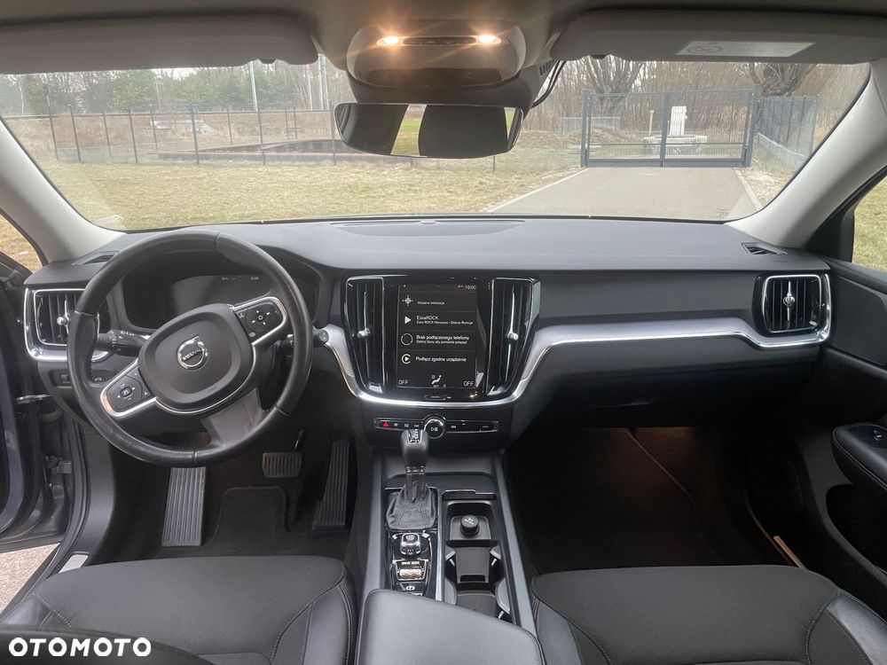 Volvo V60 D3 Geartronic Momentum - 29