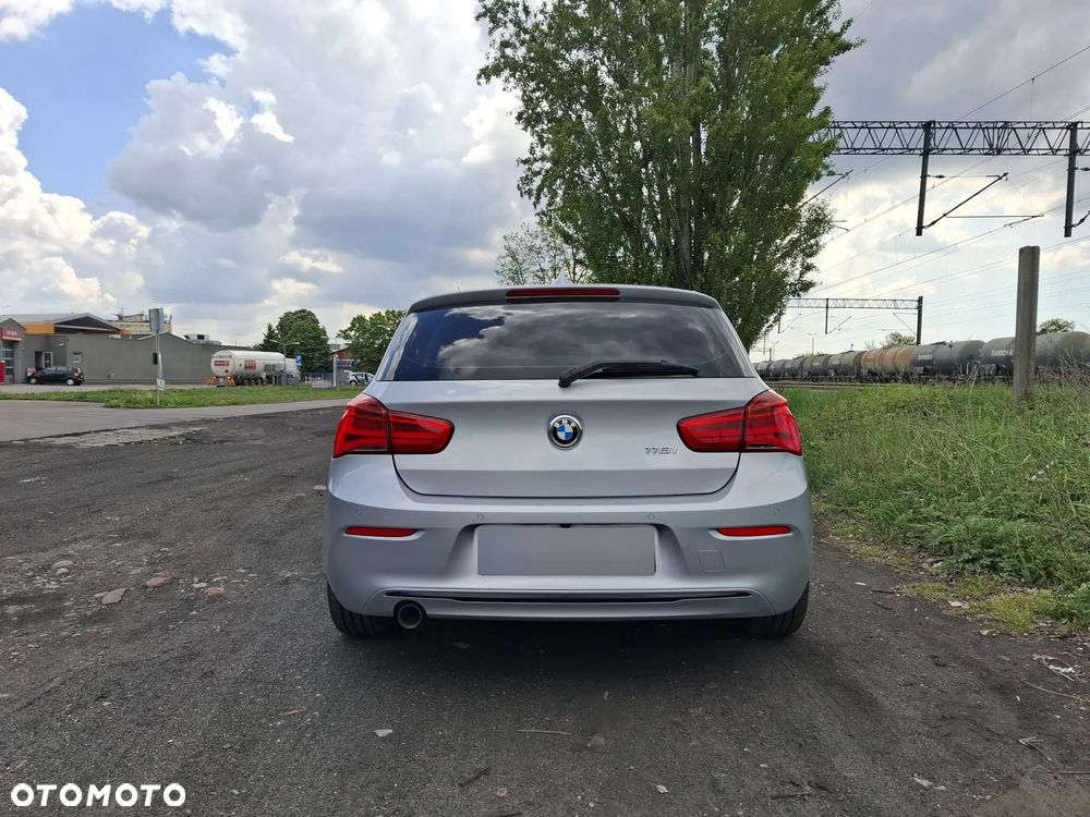 BMW Seria 1 118i - 3