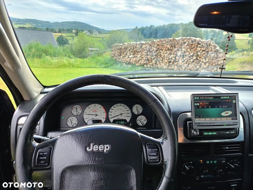 Jeep Grand Cherokee - 2