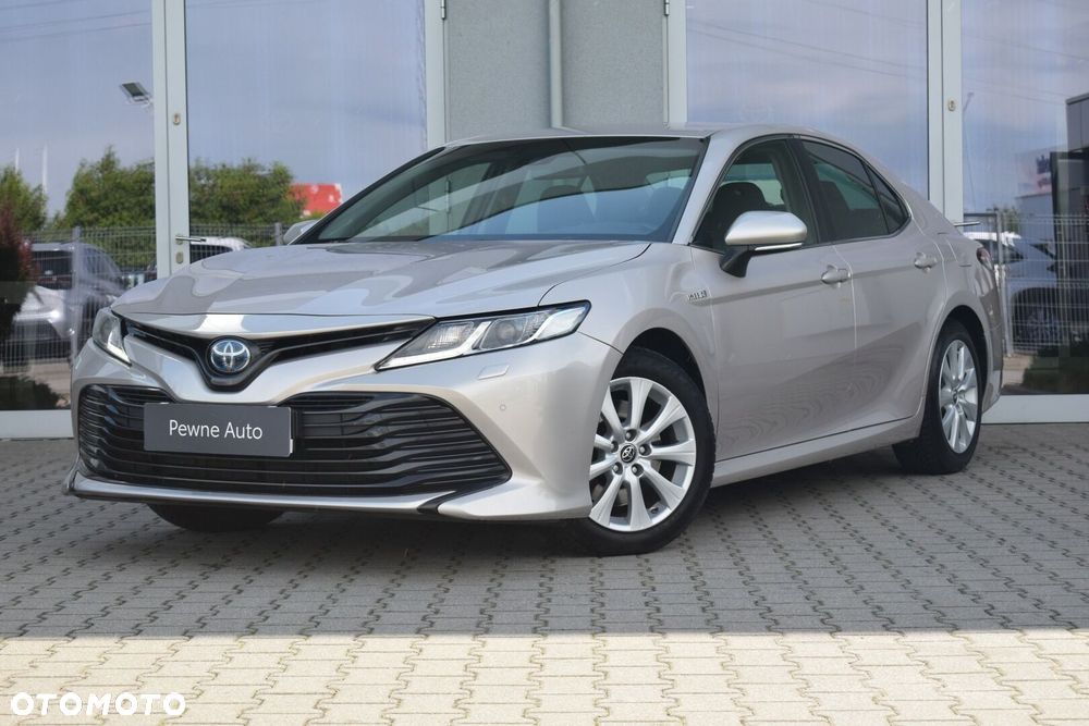 Toyota Camry 2.5 Hybrid Comfort CVT - 2