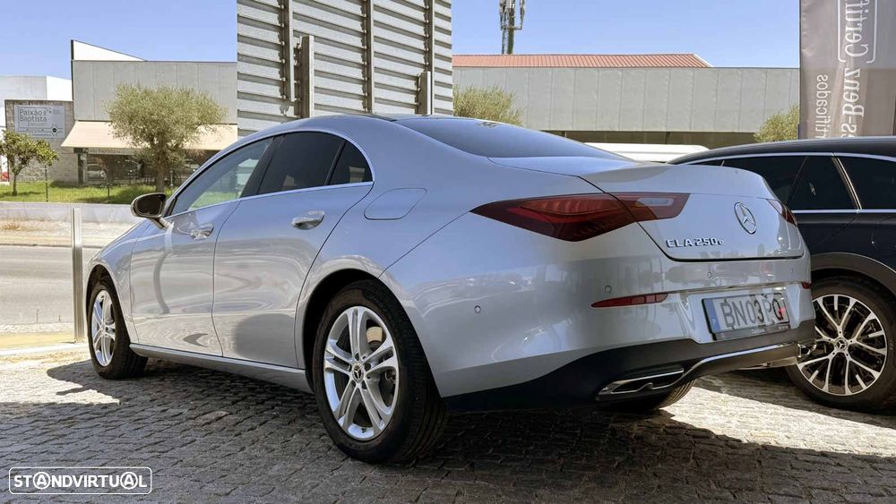 Mercedes-Benz CLA 250 e 8G-DCT Progressive Line Advanced - 10