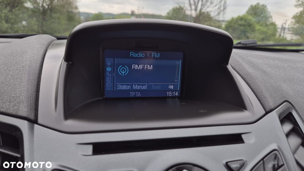 Ford Fiesta 1.25 Titanium EU6 - 28
