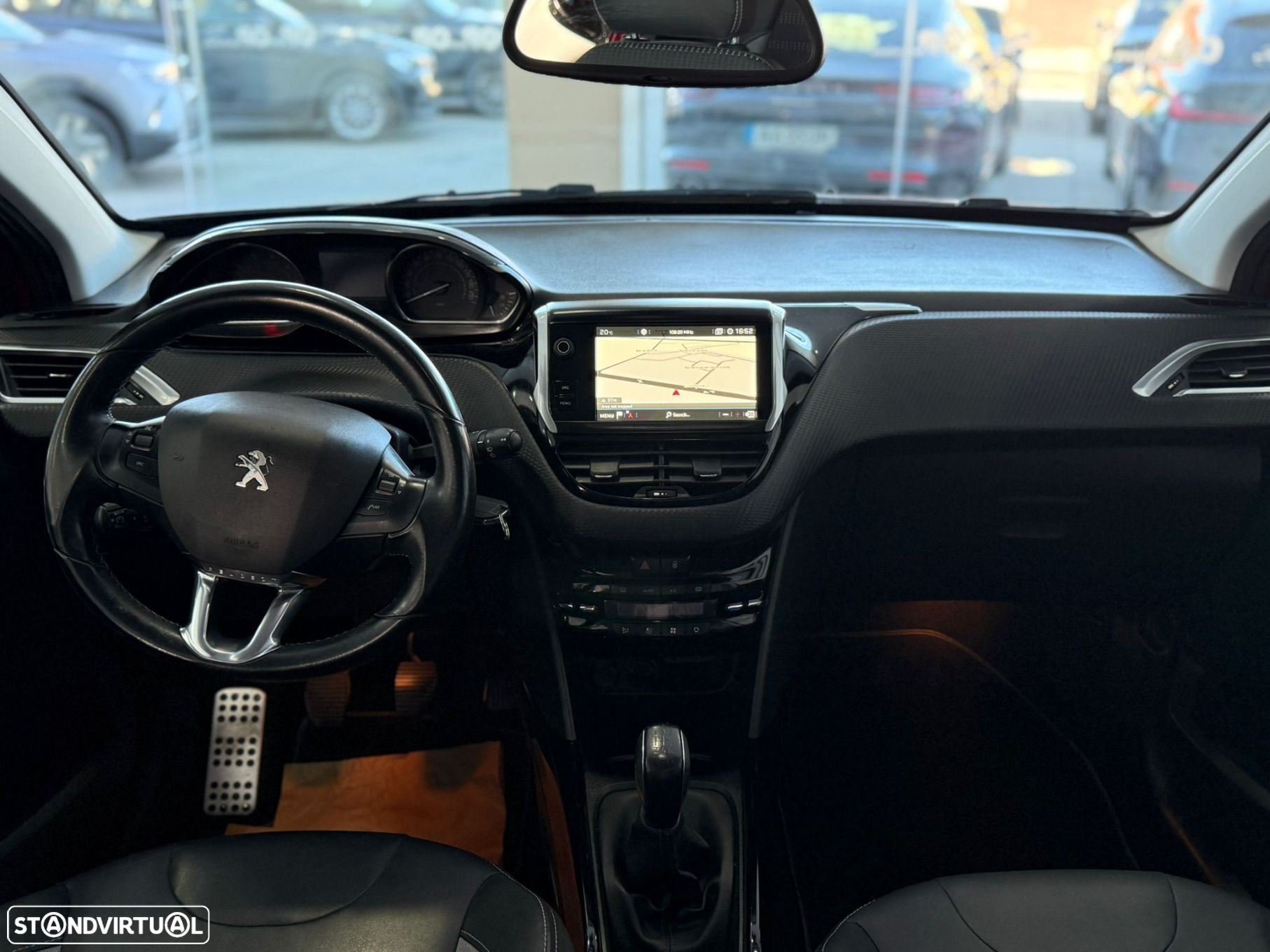 Peugeot 2008 1.2 PureTech Allure - 7