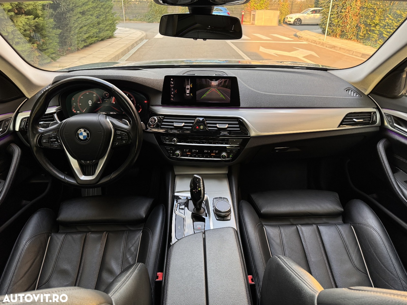 BMW Seria 5 520d AT - 13