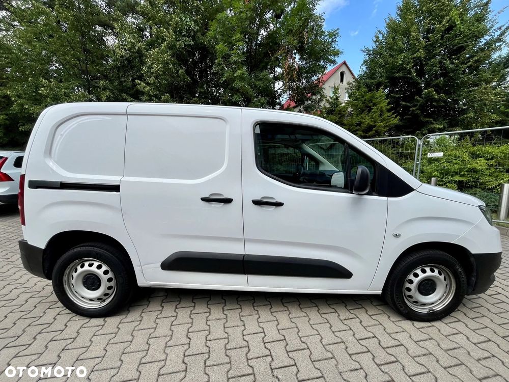 Toyota Proace City - 7