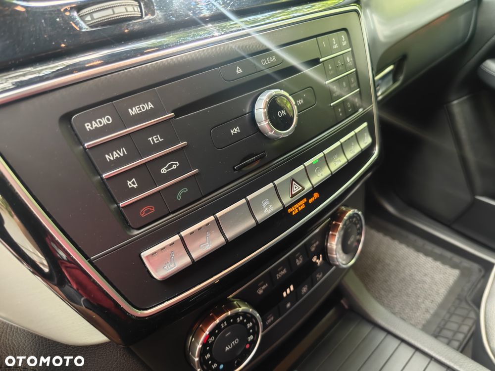 Mercedes-Benz GLE - 27