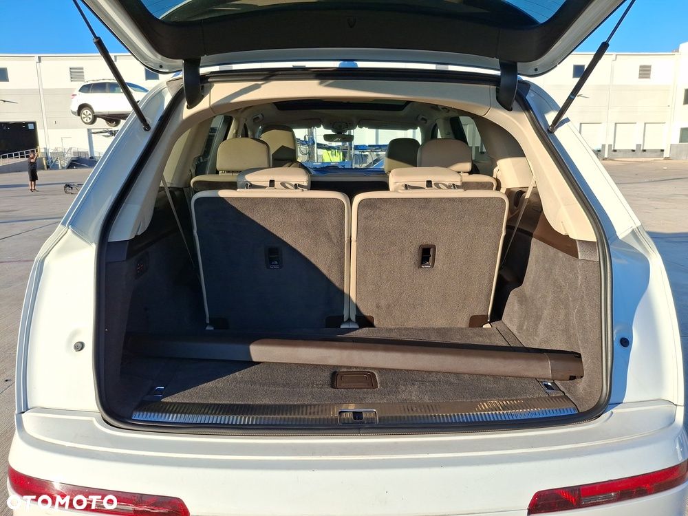 Audi Q7 3.0 TFSI Quattro Tiptronic - 13