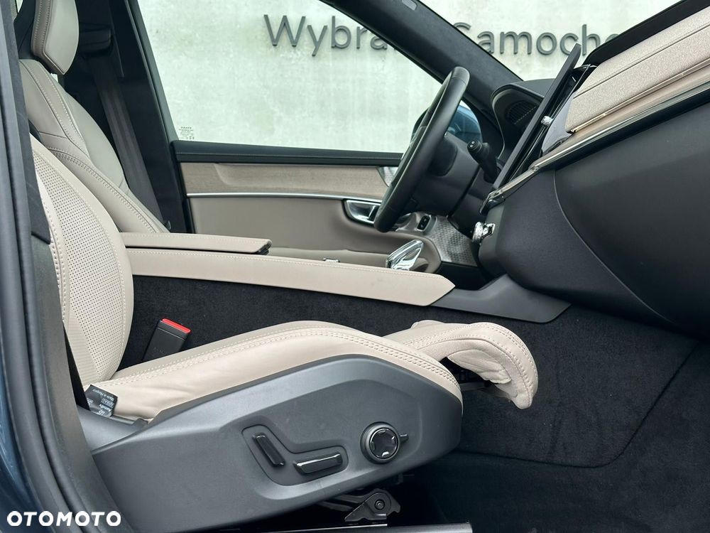 Volvo XC 90 - 37